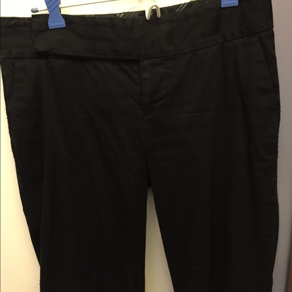 Black Old Navy Capris - size 2 - Picture 2 of 7